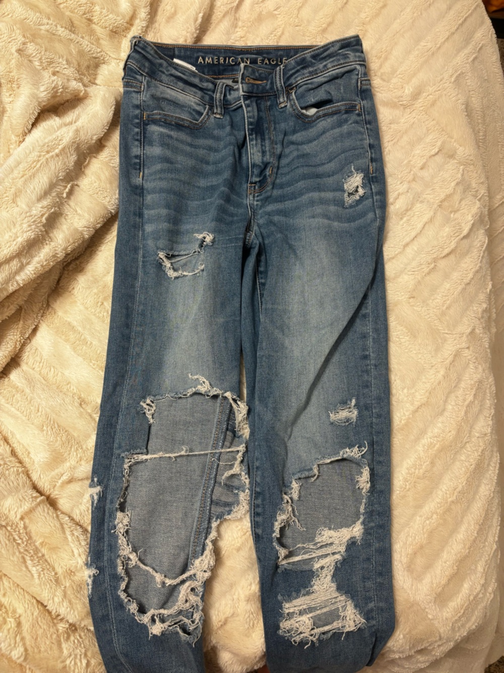 American Eagle Outfitters Light Blue Distressed Jeggings